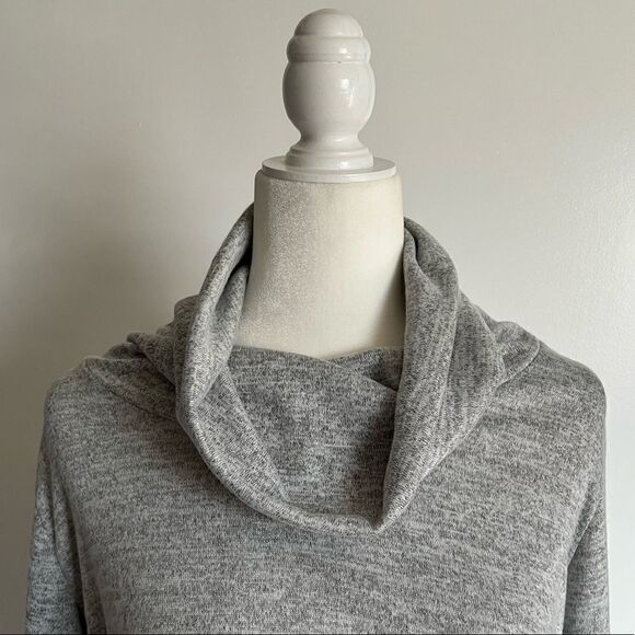 NWT Loveappella Cowl Neck Sweater - Picture 3 of 8